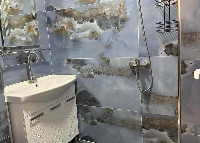 Luxury In Centre Of *